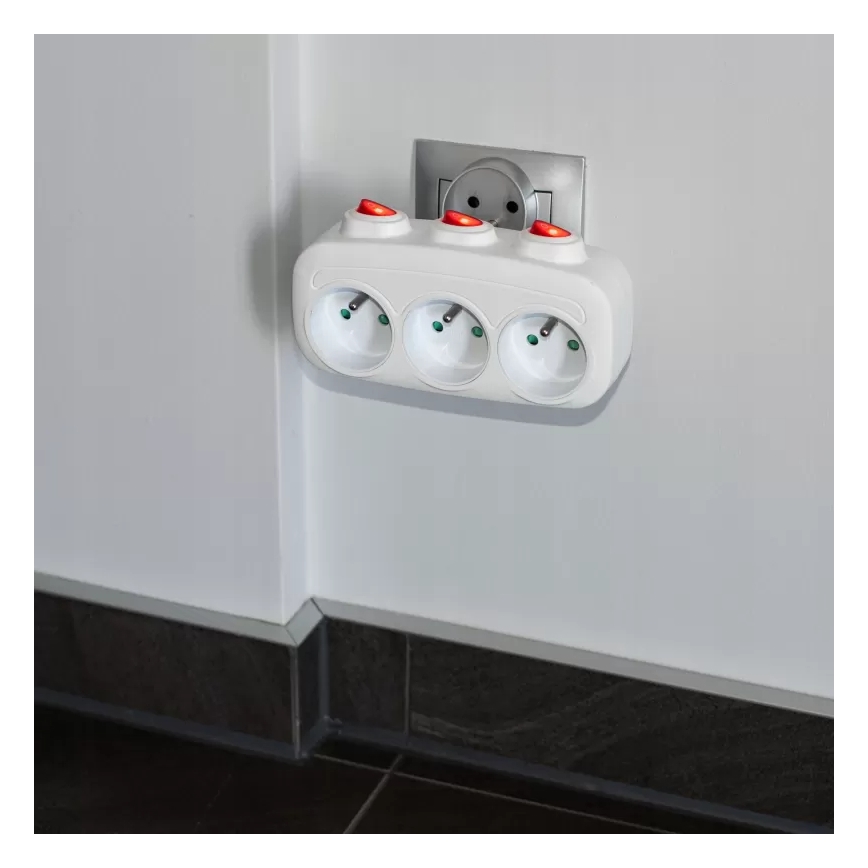 Produžni razdjelnik s prekidačima, 3 utičnice