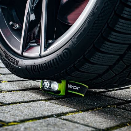 Punjiva LED čelna svjetiljka s mogućnošću prigušivanja, senzorom i crvenim svjetlom LED/10W/5V/3xAAA IP44 600 lm 1200 mAh