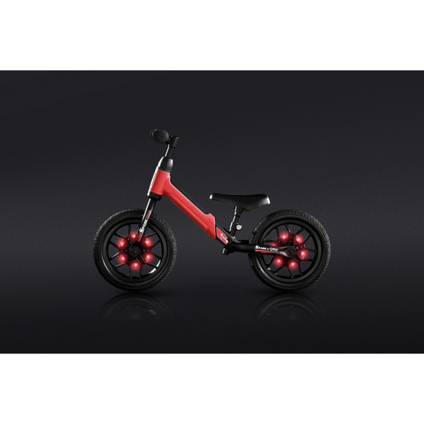 QPlay - Bicikl guralica s LED svjetlima na kotačima SPARK crvena