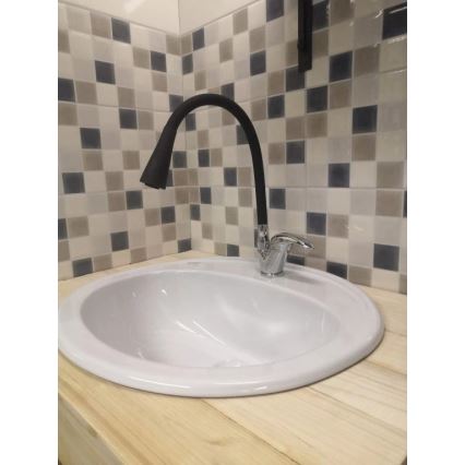 RAV Slezák SA006.0/13 - Kuhinjska slavina s fleksibilnim izljevom SAZAVA 35,6 cm crna/sjajni krom