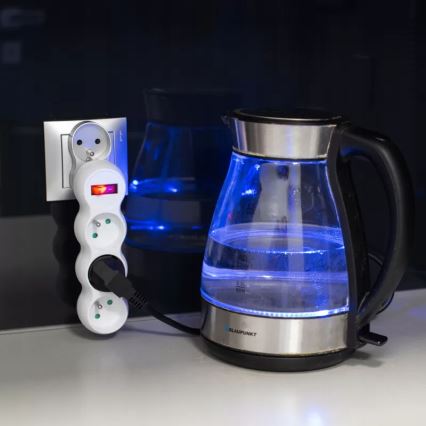 Razvodna utičnica s prekidačem, 3 utičnice