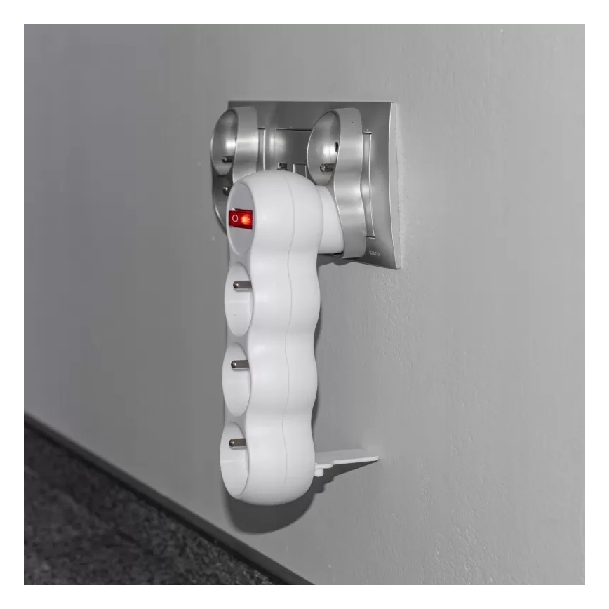 Razvodna utičnica s prekidačem, 3 utičnice