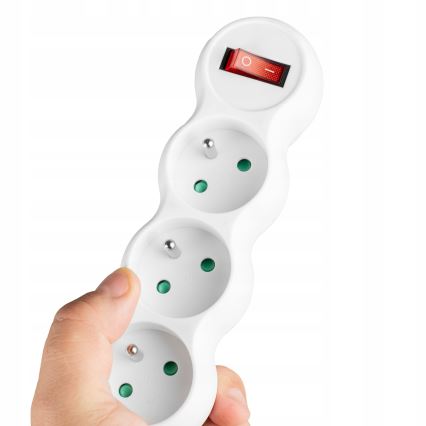 Razvodna utičnica s prekidačem, 3 utičnice