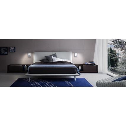 Redo 01-1499 - LED Zidna reflektorska svjetiljka AGOS LED/6W/230V + LED/3,2W USB bijela