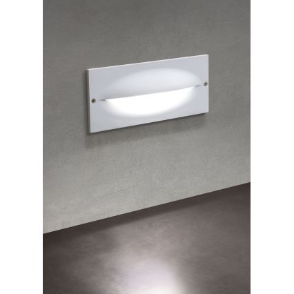 Redo 90009 - LED vanjska orijentacijska svjetiljka TAMPA LED/11W/230V IP54 bijela