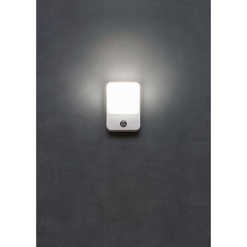 Redo 90131 - LED vanjska zidna svjetiljka s integriranim senzorom pokreta i sumraka COLIN LED/9W/230V 3000K IP54 bijela