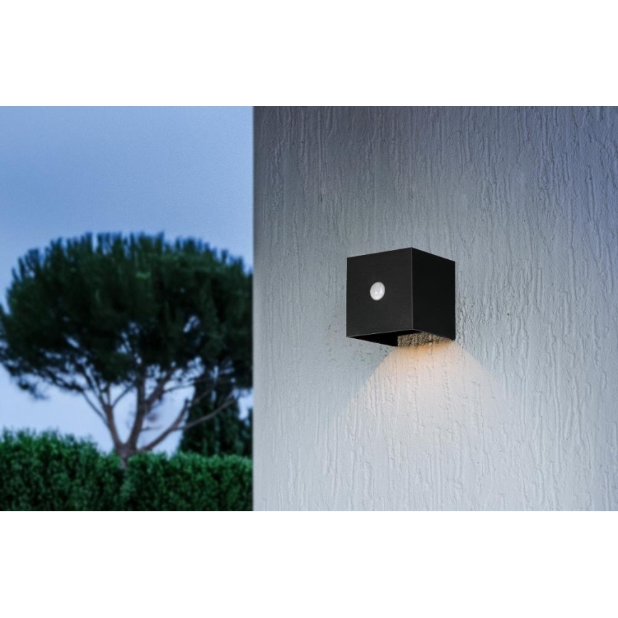 Retlux - LED solarno zidno svjetlo sa senzorom LED/1W/3,7V 1200 mAh IP44 crno