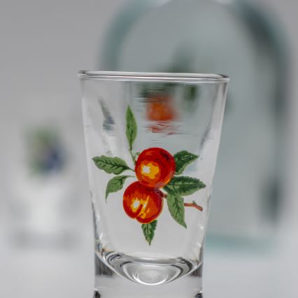 Set 1x staklena boca i 2x čaše za rakiju prozirne s motivom marelice