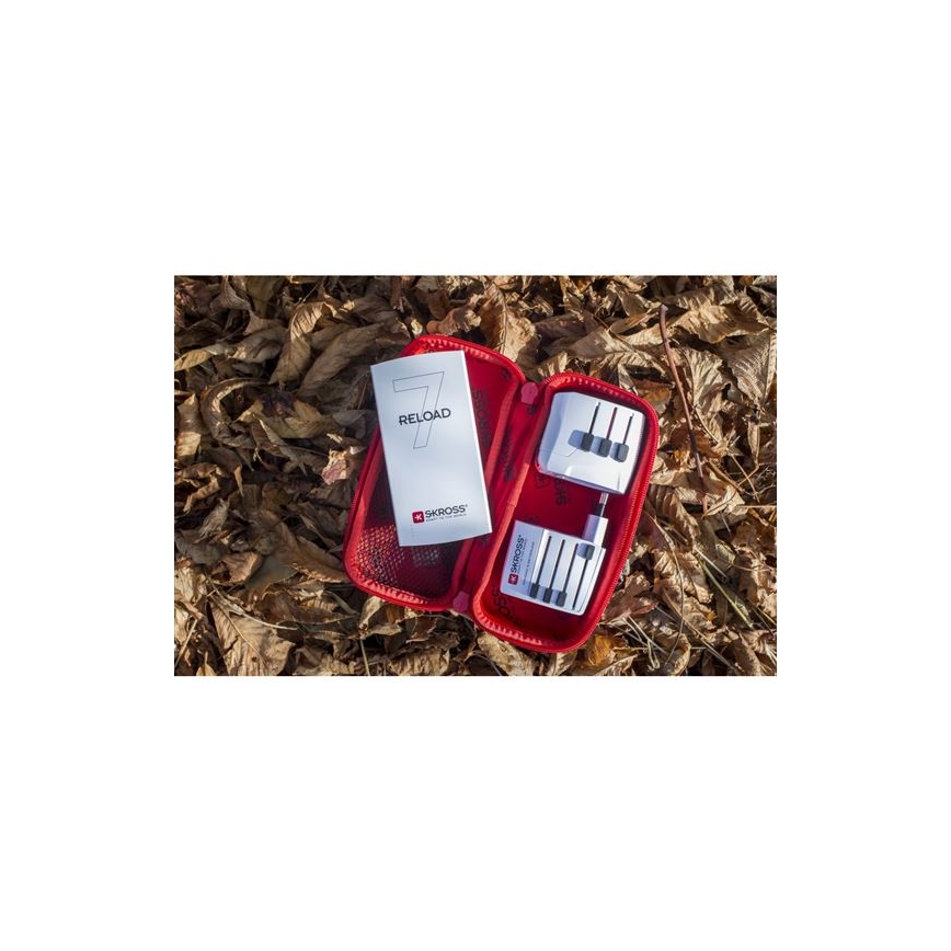 Putni adapter MUV AC s USB‑A i USB‑C, 15 W