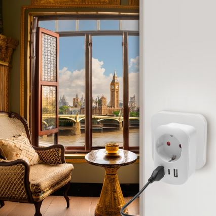 Putni adapter za UK 230 V 2x USB-A + 1x USB-C
