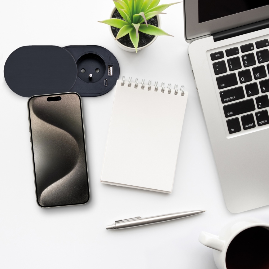 Ugradna utičnica s kliznim poklopcem 20W, 1x utičnica + USB-A i USB-C, crna