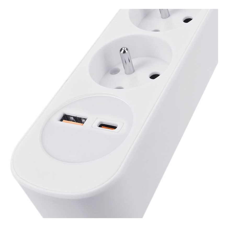 Produžni kabel s prekidačem, 5 utičnica i USB‑A/USB‑C za punjenje, 3 m