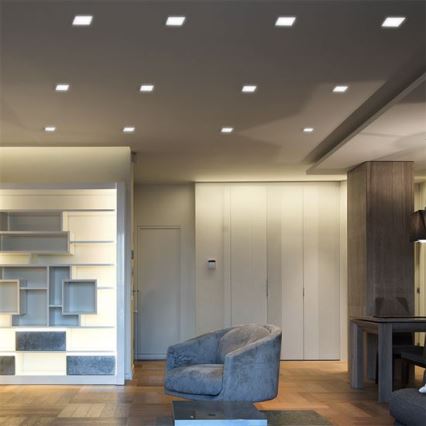 LED ugradna stropna svjetiljka LED/18W/230V 3000/4000/6000K 22,5x22,5 cm bijela