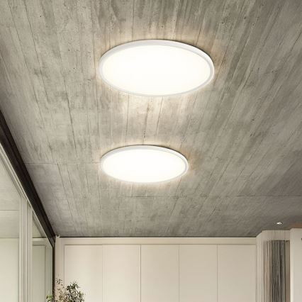 LED s mogućnošću prigušivanja stropna nadgradna/viseća svjetiljka LED/50W/230V 3000-6500K + daljinski upravljač
