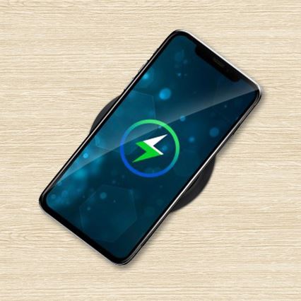 Stolni stupić s utičnicama i Qi bežičnim punjenjem 3x230V + 1xUSB-A + 1xUSB-C crna/srebrna