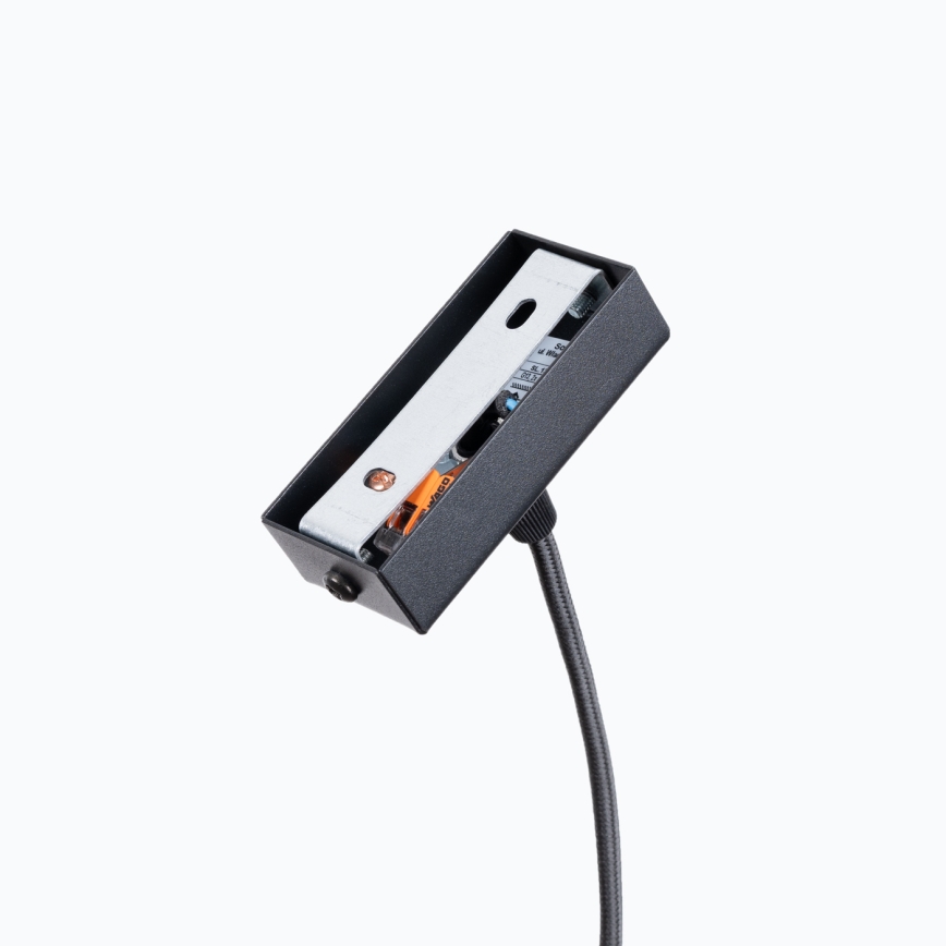 LED Luster na sajli SPARK 1xG13/8,5W/230V crna