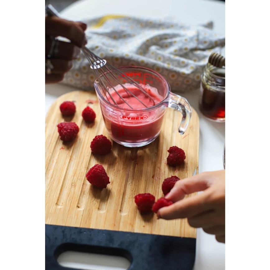 Staklena mjerna čaša PYREX 0,25 l