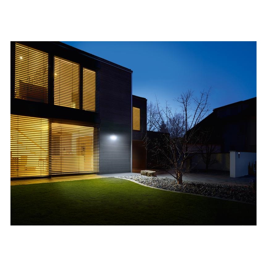 STEINEL 671006 - Solarni LED-reflektor sa senzorom XSolar L-S 0,5W/LED bijela IP44