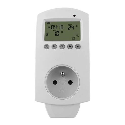 Termostat s utičnicom 230 V Tuya Wi‑Fi