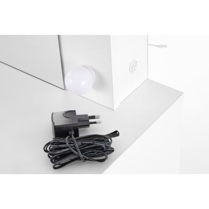 Toaletni stol s LED osvjetljenjem HOLLYWOOD 140x94 cm bijela