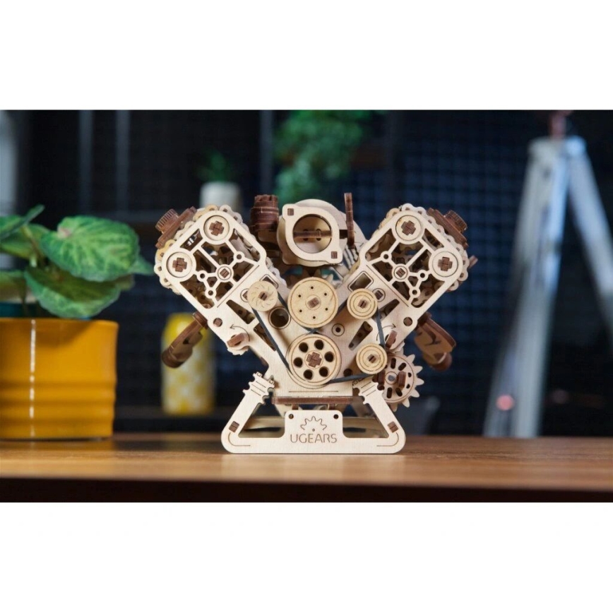 Ugears - 3D drveni mehanički model V8 motora