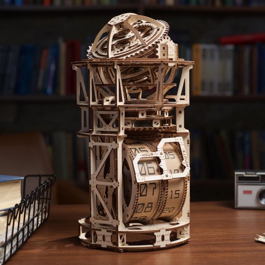Ugears - 3D drveni mehanički puzzle Satni mehanizam s tourbillonom