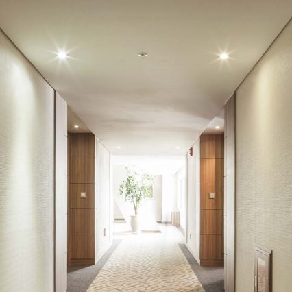 Ugradbena svjetiljka GU10 promjera 9 cm crna