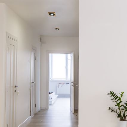 Ugradna svjetiljka TOBBY 1xGU10/20W/230V 11,5x11,5 cm hrast/crna