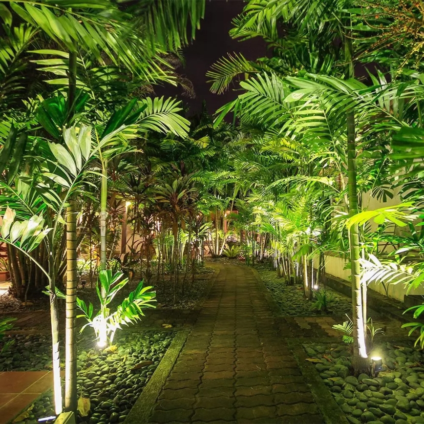 Vanjsko svjetlo 1xGU10/35W/230V IP44