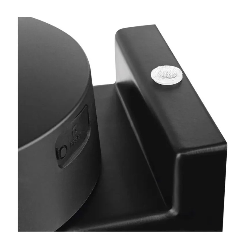 Vanjska zidna svjetiljka s kamerom GOSMART 1xE27/15W/230V Wi-Fi IP44