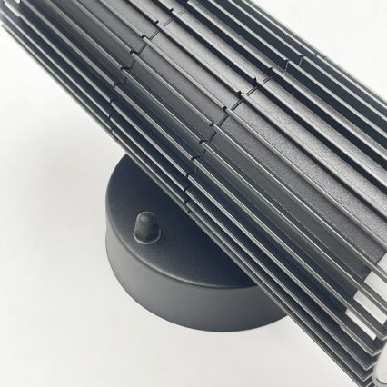Vanjsko zidno usmjereno svjetlo LANTHEA 2xGU10/11W/230V IP44 crno