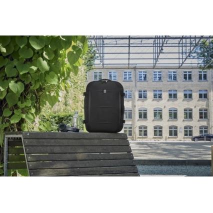 Victorinox - Proširivi ruksak Crosslight Boarding 37 l crna