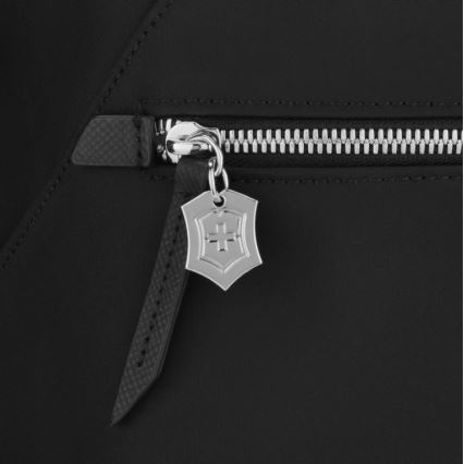Victorinox - Ruksak Victoria Signature Deluxe 18 l crna