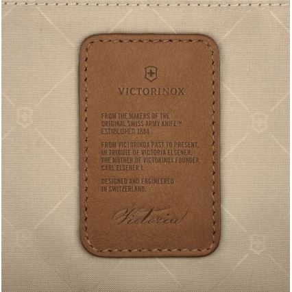 Victorinox - Ruksak Victoria Signature Deluxe 18 l crna
