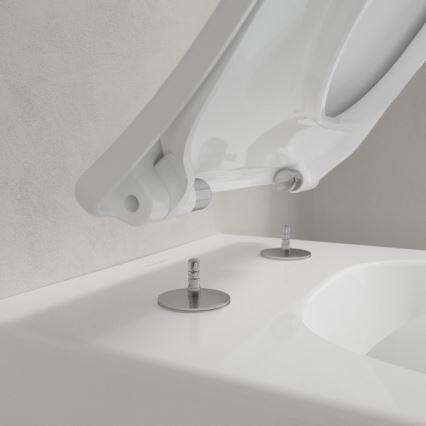 Villeroy & Boch 4611RS01 - Zidna WC školjka s daskom SoftClose VENTICELLO keramika/bijela