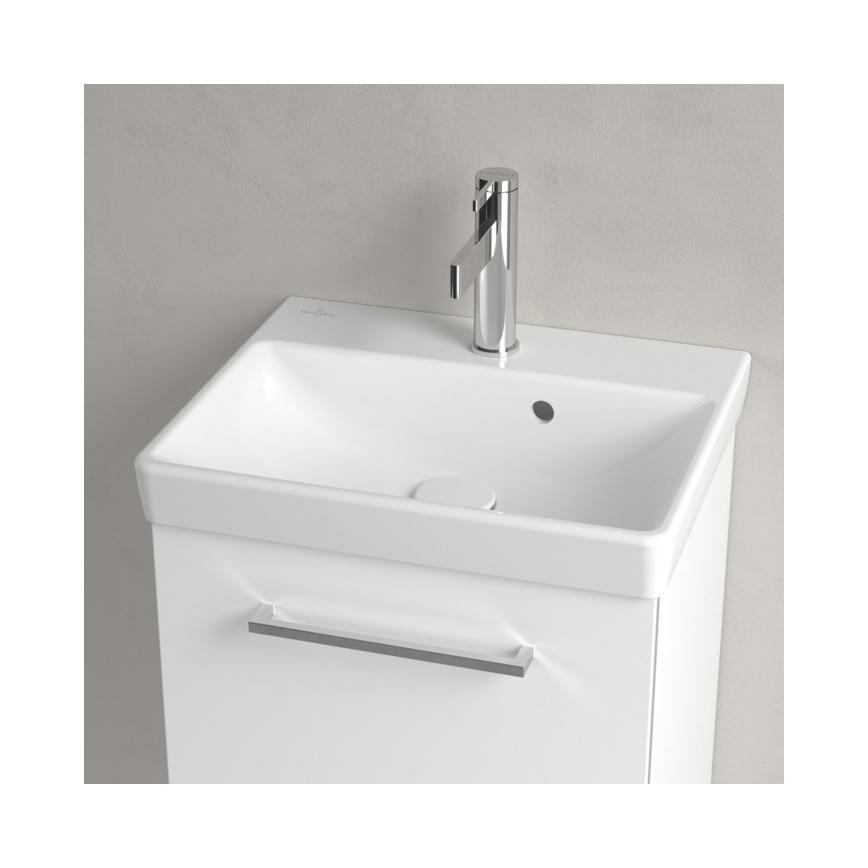 Villeroy & Boch 73584501 - Zidni umivaonik AVENTO 45x37 cm keramika/bijela