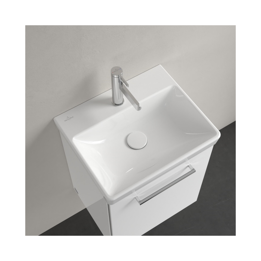 Villeroy & Boch 73584501 - Zidni umivaonik AVENTO 45x37 cm keramika/bijela