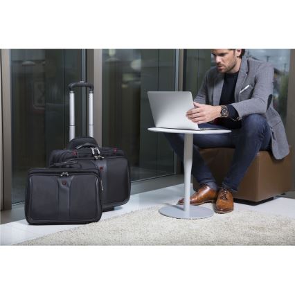 Wenger - Putni kofer na kotačićima 25 l 17" + Torba za laptop 15,6" Patriot crna
