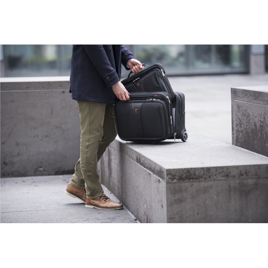 Wenger - Putni kofer na kotačićima 25 l 17" + Torba za laptop 15,6" Patriot crna