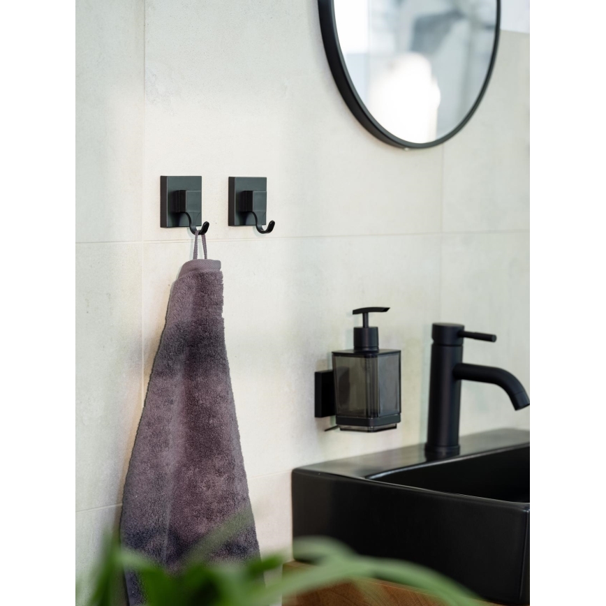 WENKO 71444800 - Dozator sapuna VACUUM-LOC QUADRO ED 7,5x16 cm crni