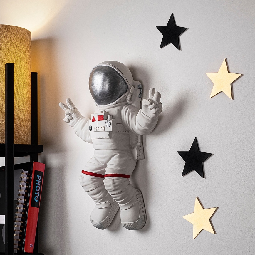 Zidna dekoracija 47x35 cm astronaut srebrna