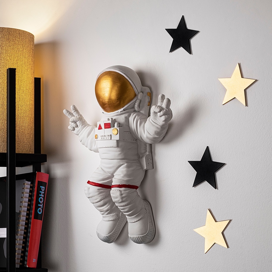 Zidna dekoracija 47x35 cm astronaut zlatni