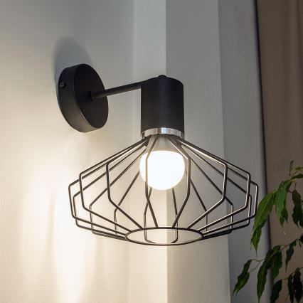 Zidna lampa SOLANO 1xE27/15W/230V crna/sjajni krom