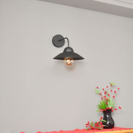 Zidna lampa SORAPIS 1xE27/15W/230V crna