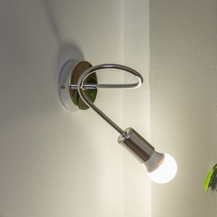 Zidna svjetiljka OXFORD 1xE27/15W/230V sjajni krom
