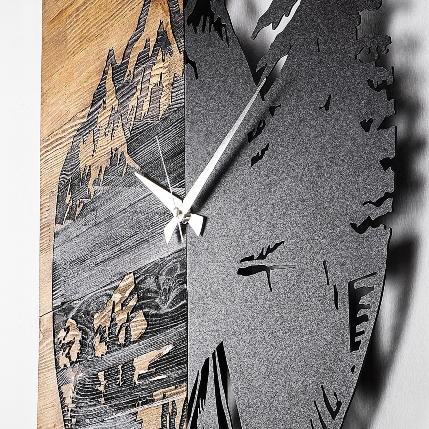 Zidni sat 56x58 cm 1xAA drvo/metal
