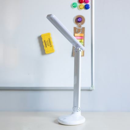 Zuma Line - LED Punjiva stolna lampa LED/6W/1200 mAh 3000/4500/6000K CRI 90 bijela